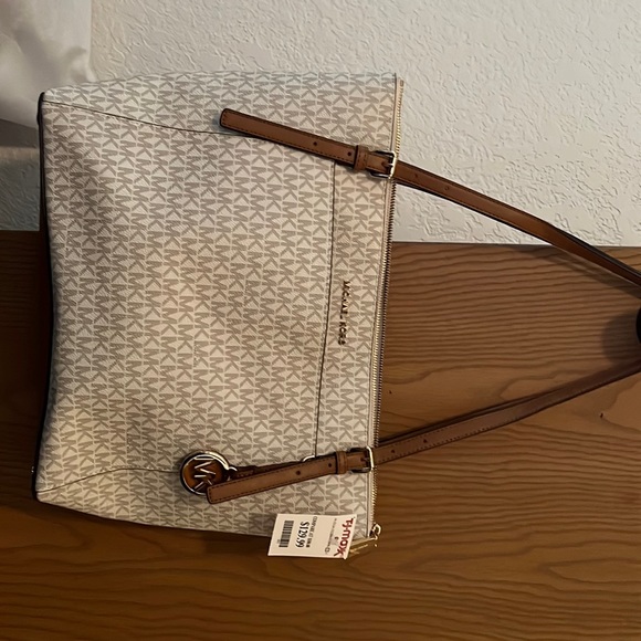 NWT Michael Kors Tote - Picture 1 of 5